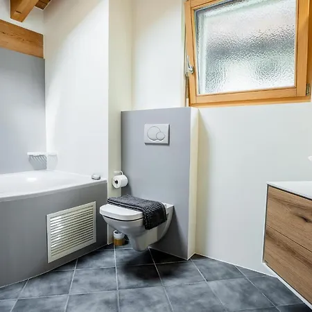 Zenith B By Homeflow アパート